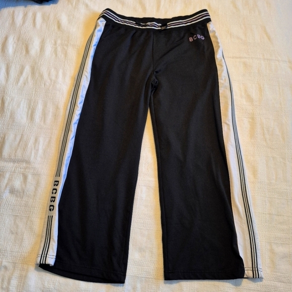 BCBGMaxAzria Pants - BCBGmaxazria women's size Large black cropped jogging pants, VGUC